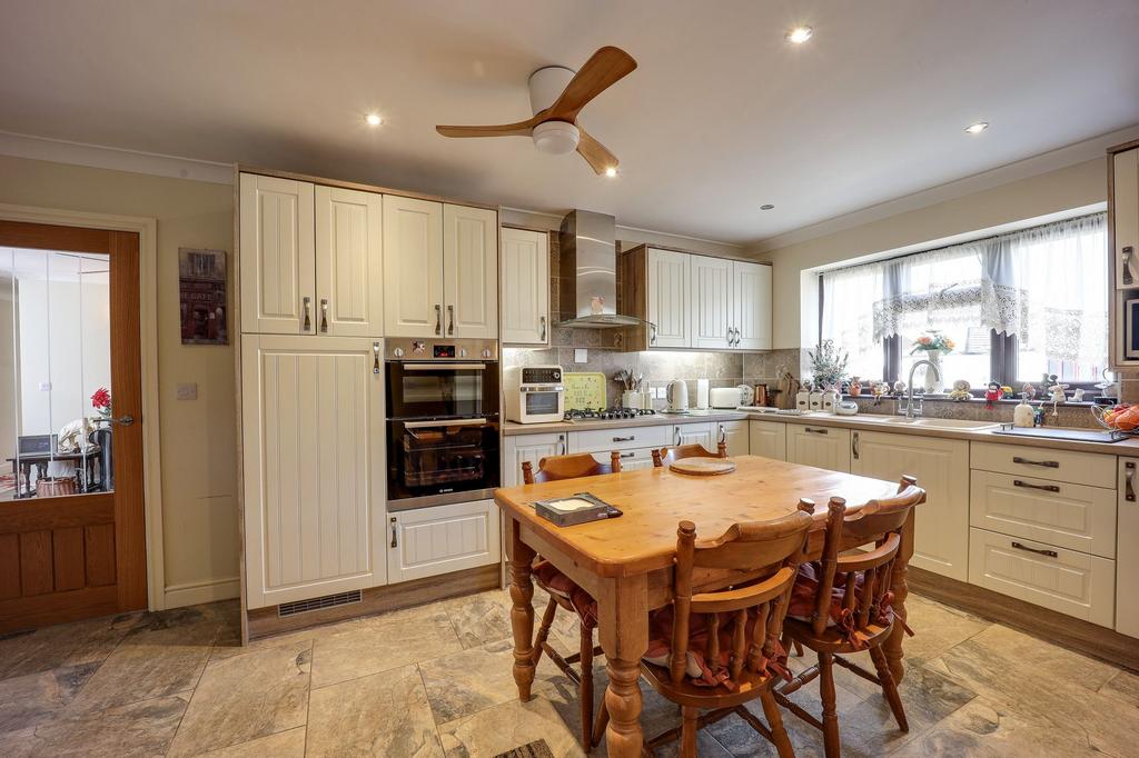 Annexe Kitchen
