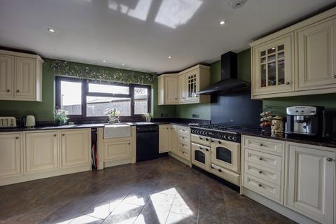 6 bedroom detached bungalow for sale, Ryefield Lane, Holbeach, PE12
