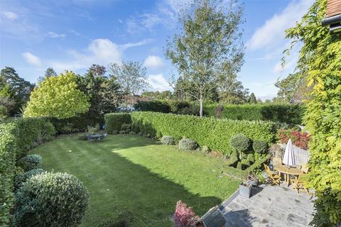 4 bedroom detached house for sale, West Horsley