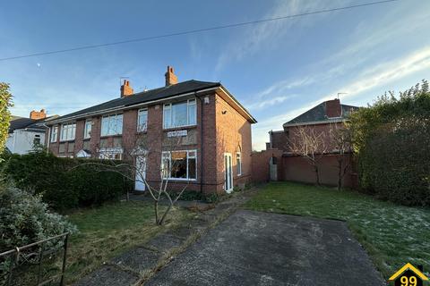 undefined, Weldon crescent, Newcastle upon Tyne, England, NE7