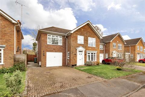 5 bedroom detached house for sale, Townland Close, Biddenden, Kent, TN27