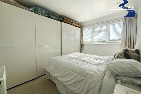 75 Fens Way, Swanley, BR8 7SW