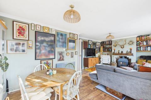 13 Cutmill Bridge, Eardiston, Tenbury Wells, WR15 8JN
