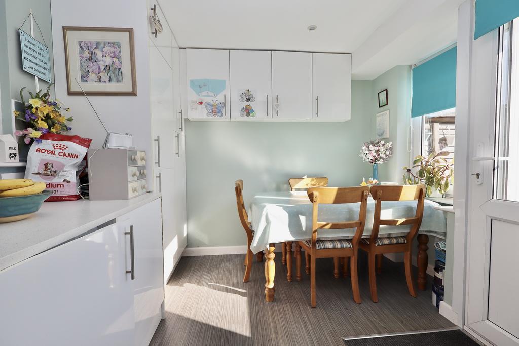 Dining/utility area