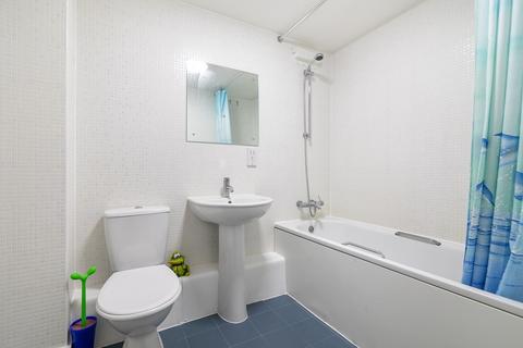 2 bedroom flat to rent, london, E14