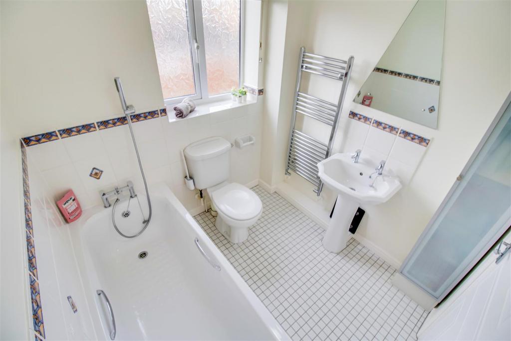 Bathroom/w.c.
