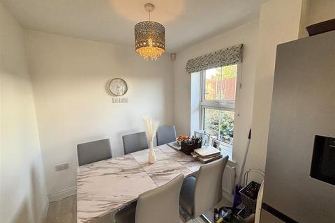 2 bedroom detached house for sale, Choyce Close, Hugglescote, Coalville