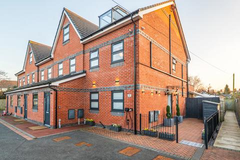 3 bedroom end of terrace house for sale, Alexandra Mews, Handbridge, Chester