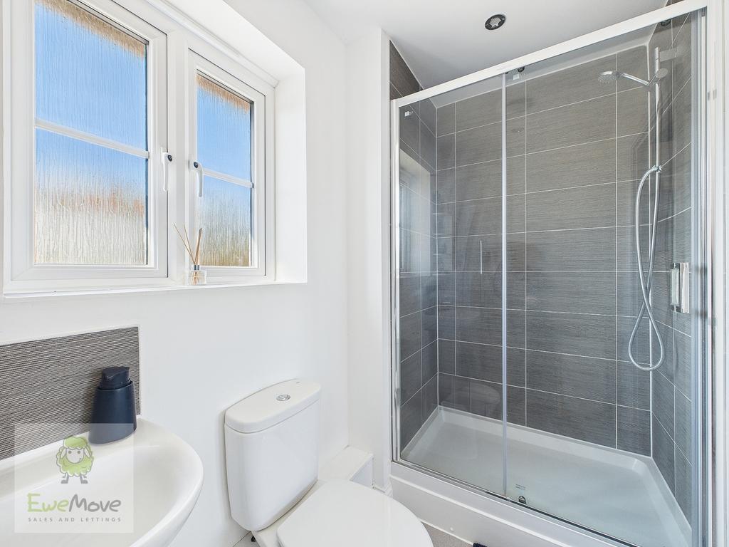 Ensuite Shower Room