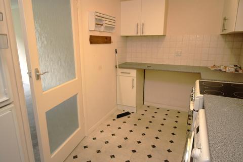 2 bedroom flat for sale, Windsor Drive, High Wycombe, HP13