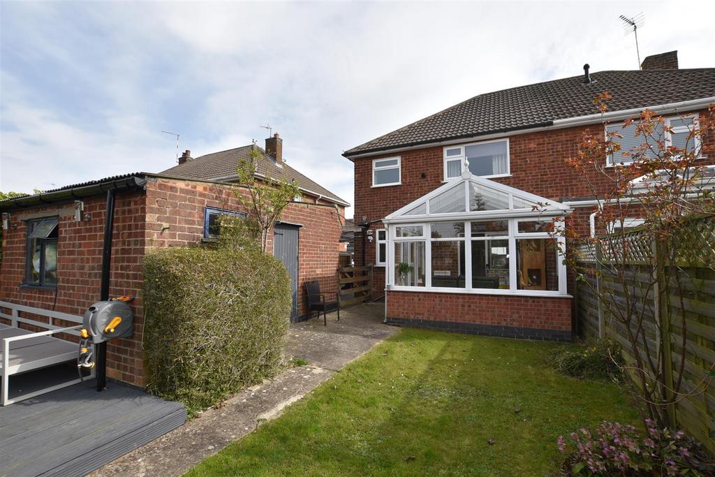 Rear Aspect