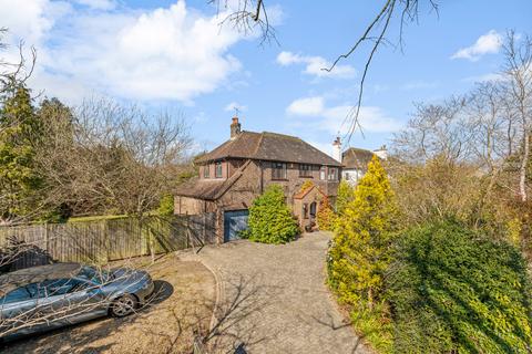 3 bedroom detached house for sale, Limes Avenue, Horley, Surrey, RH6