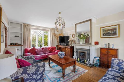 3 bedroom detached house for sale, Limes Avenue, Horley, Surrey, RH6