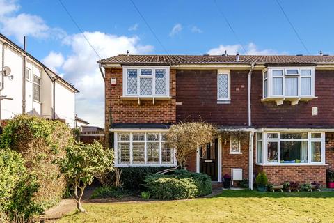 3 bedroom end of terrace house for sale, Huntsmoor Road, Ewell