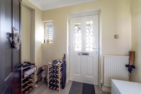 3 bedroom end of terrace house for sale, Huntsmoor Road, Ewell