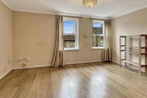 2 bedroom flat for sale, Sturton Street, Cambridge CB1