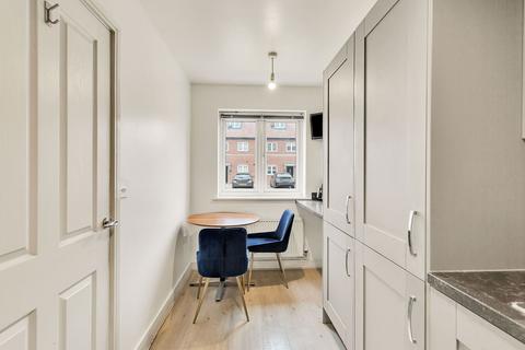 5 Teal Walk, Biddenham, Bedford, MK40 4UD