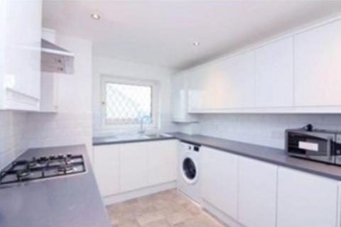 1 bedroom flat to rent, Woodman Street, London E16