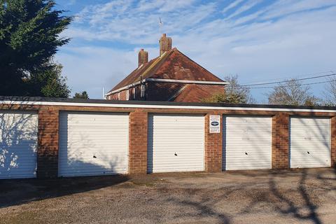 Garage to rent, Lower Northam Road, Hedge End SO30