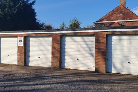Garage to rent, Lower Northam Road, Hedge End SO30