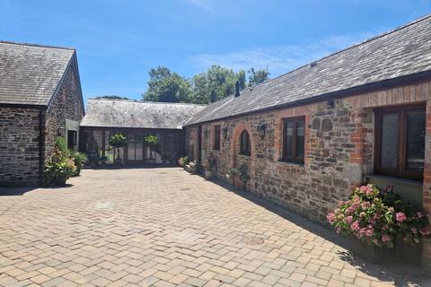 5 bedroom barn conversion for sale, Maxworthy, Launceston