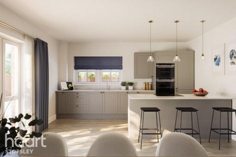 4 bedroom detached house for sale, The Kingham, Stewkley Village