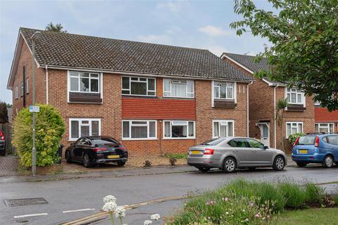 2 bedroom maisonette for sale, College Road, Epsom