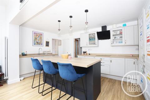 3 bedroom detached house for sale, Swallowfields, Carlton Colville, NR33