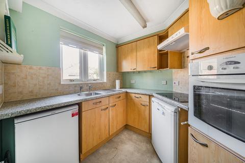 1 bedroom ground floor flat for sale, Georgian Court, Spalding, Lincolnshire, PE11