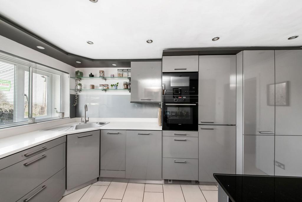 Breakfast kitchen