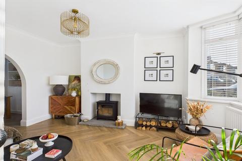 18 The Hall Close, Ormesby, Middlesbrough, TS7 9BY
