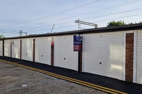 undefined, Park Avenue Road, London N17