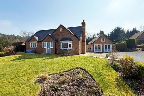 3 bedroom detached bungalow for sale, Offas Green, Norton, Presteigne