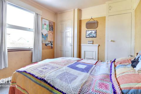 3 bedroom semi-detached house for sale, Nowton Road, Bury St Edmunds