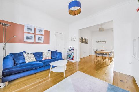 33 Elmer Road, London, SE6 2HA