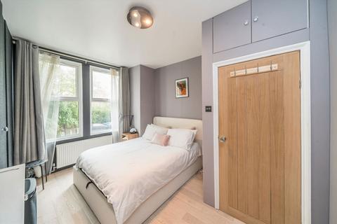 1 bedroom flat for sale, Midland Terrace, London NW10