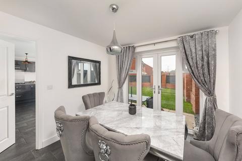 32 Clara View, Ryton, NE40 4QD