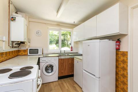 4 bedroom semi-detached house to rent, Queens Road, Winchester, SO22