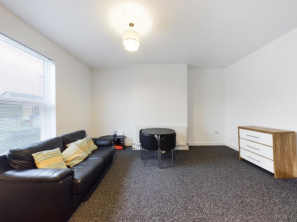Flat 1