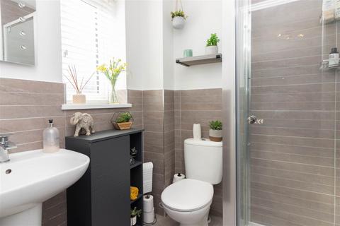 9 Redwing Close, Wideopen, Newcastle Upon Tyne, NE13 6NU