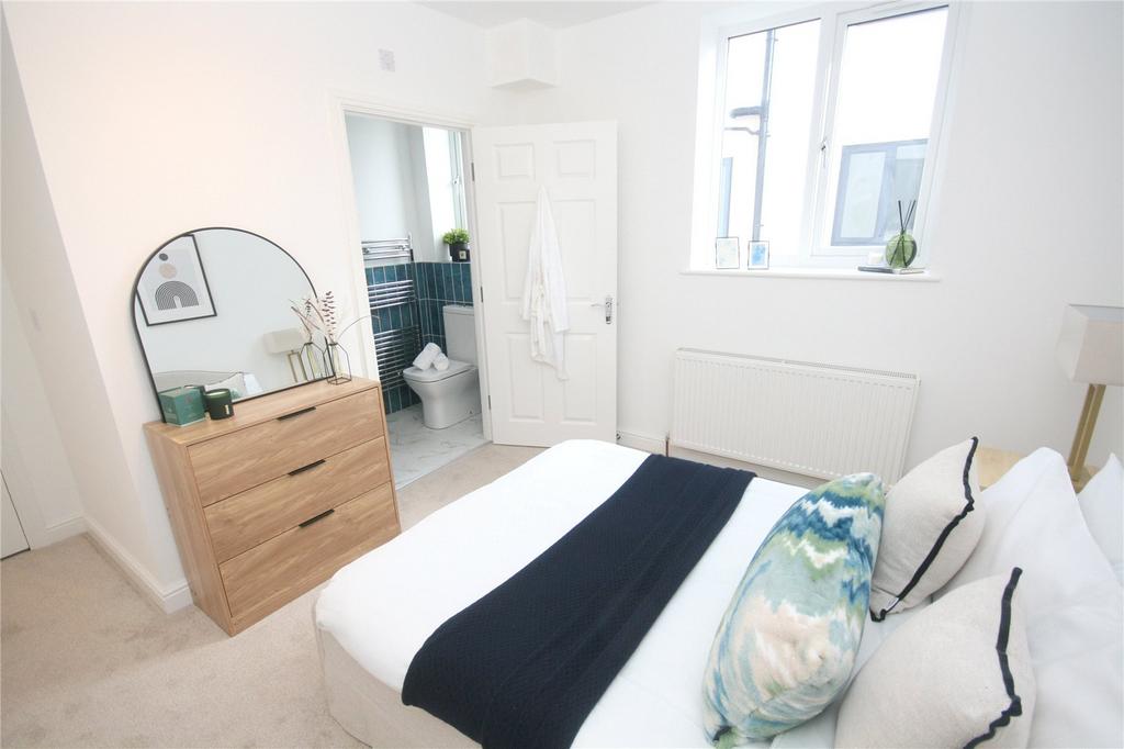 Bedroom One (2)