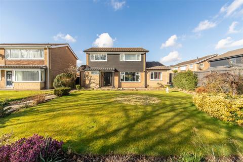 4 bedroom detached house for sale, Austral Place, Brunswick Green, NE13
