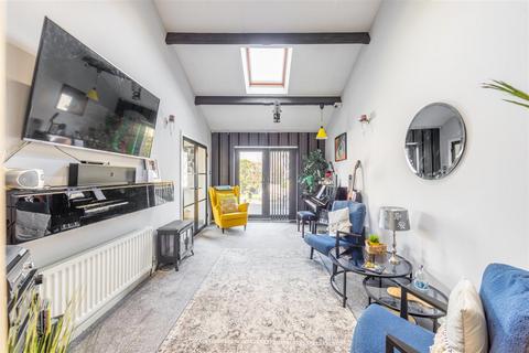 19 Austral Place, Wideopen, Newcastle Upon Tyne, NE13 7HH