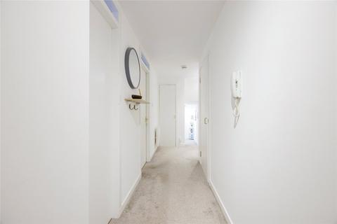 20t Roseangle, Dundee, DD1 4LR