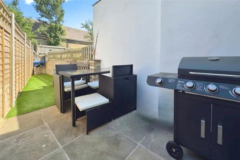 3 bedroom end of terrace house for sale, Newton Road, Kent ME13