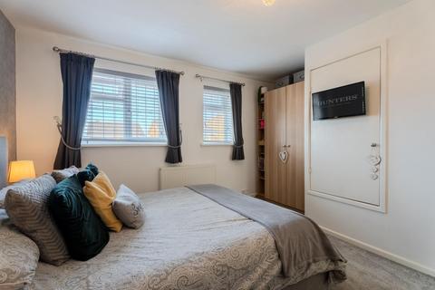 35 Austin Close, Dudley, DY1 2ST