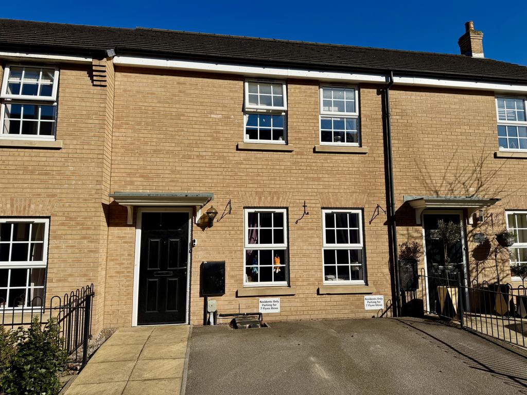 3 Bedroom House - townhouse for Sale