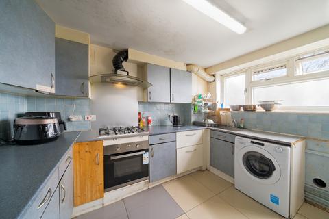 undefined, Oxford Way, Feltham TW13