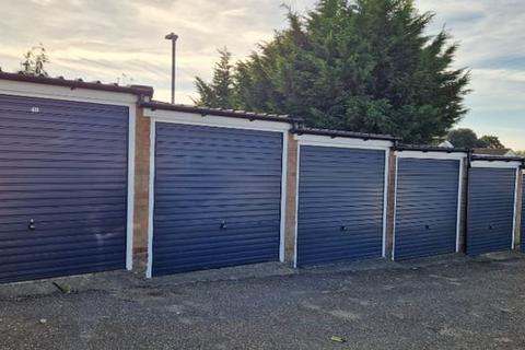 Garage to rent, Cloverfield, Harlow CM18