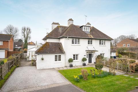 5 bedroom house for sale, Links Road, Flackwell Heath, Buckinghamshire, HP10